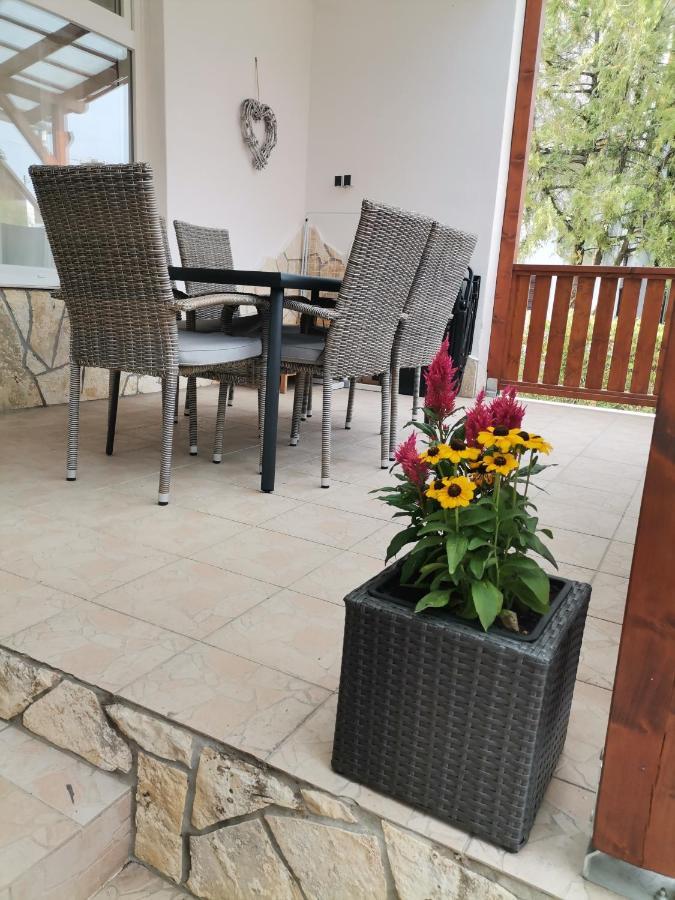 Villa Edina-Haz à Balatonboglár Extérieur photo